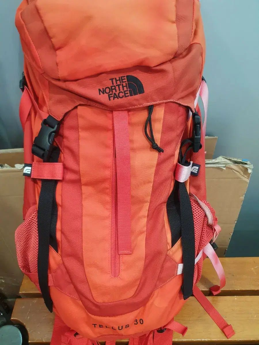 THE NORTH FACE ザ ノース フェイス 登山リュック