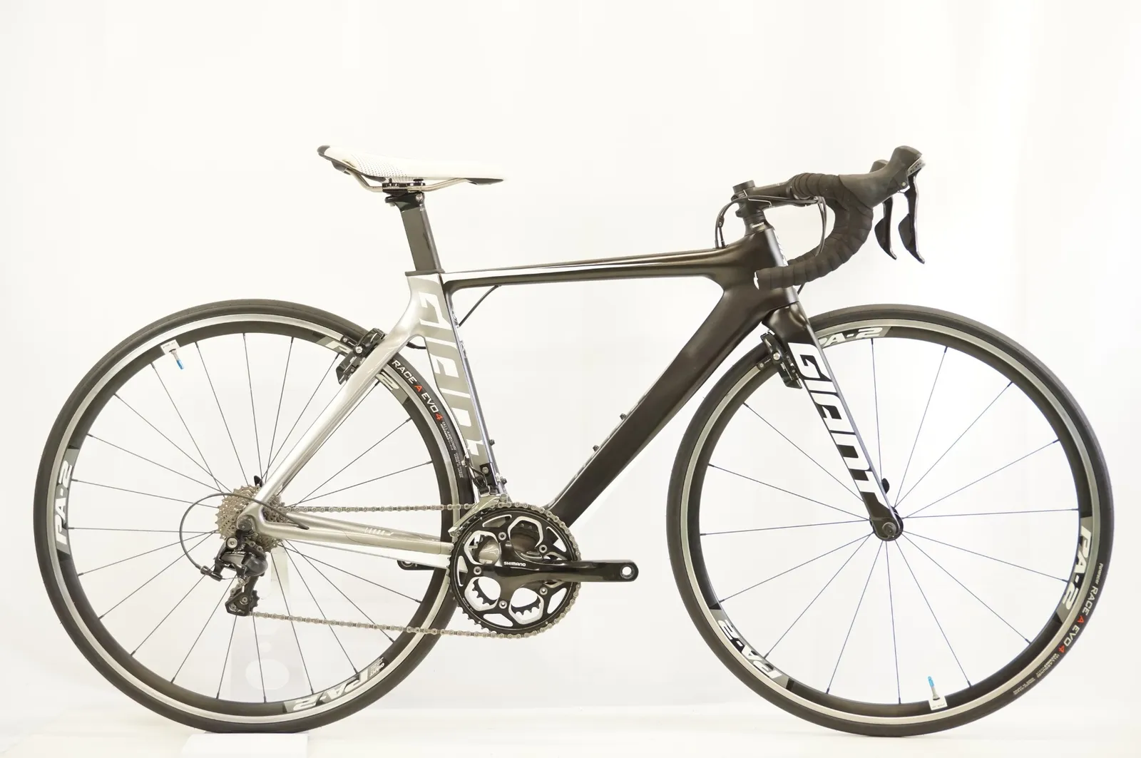 GIANT PA-2 DISC PIRELLI 40cチューブレス ローター付属 GIANT PA-2 DISC PIRELLI 40cチューブレス ローター付属 GIANT