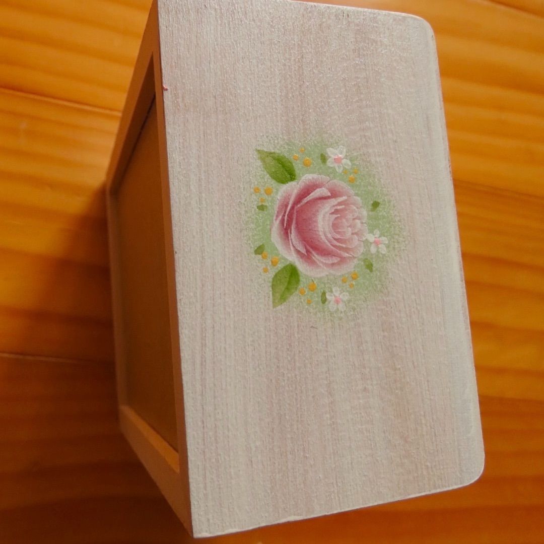 トールペイント／卓上ミニティッシュボックス - メルカリ