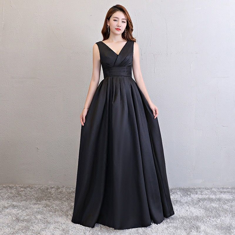ナッチ　ロングドレス　ブラック　AMAIL新品未使用　結婚式二次会 カラードレス Aラインドレス ブラック レッド 袖なし サテン