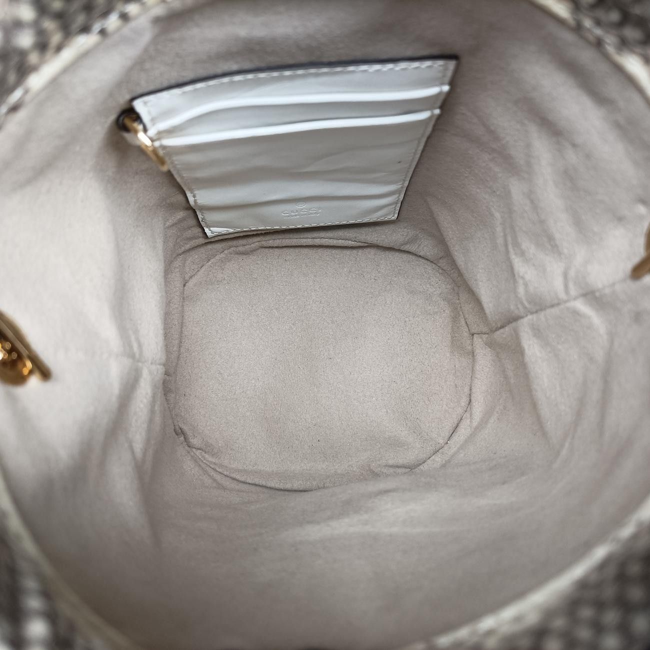 グッチGucciズゥミ