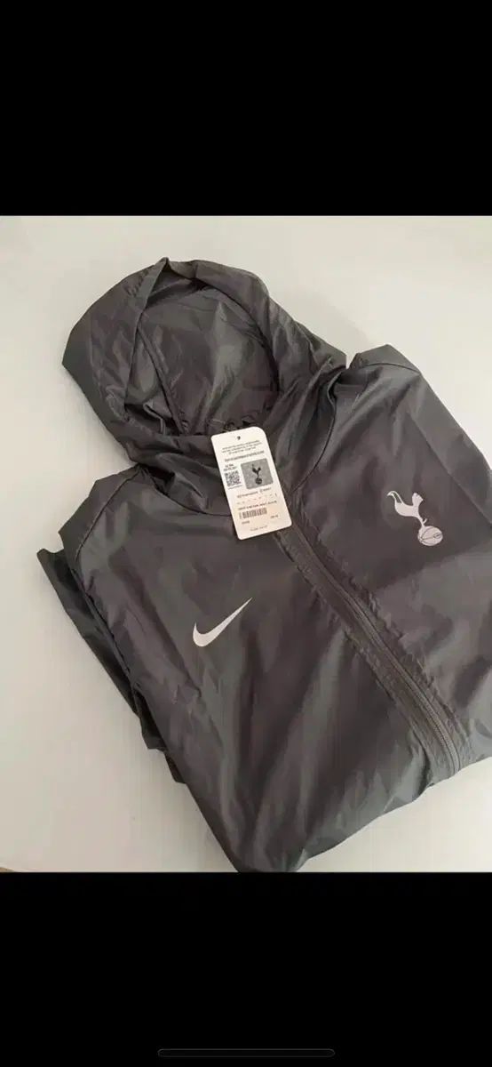 24 25 トッテナム Nike ナイキ ウインドブレーカー グレー