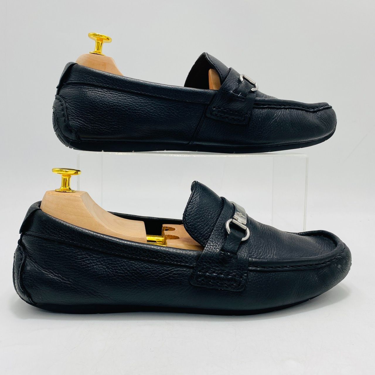 ドライビングシューズ