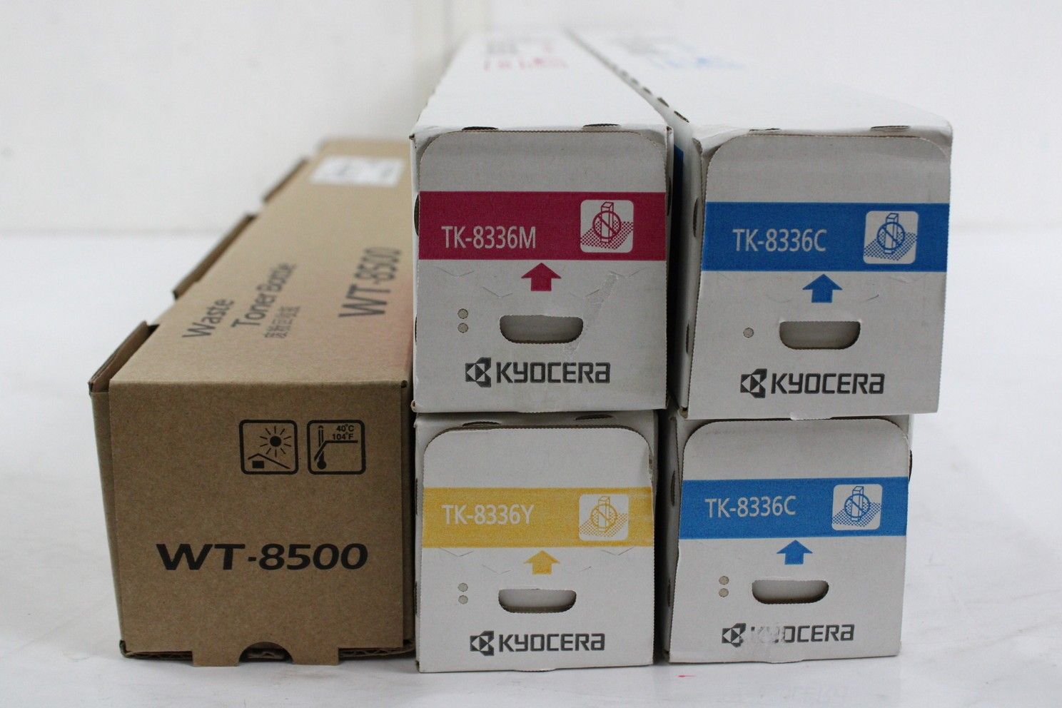 京セラ 純正 トナー TK8336 3色4本 シアン マゼンタ イエロー 廃トナーボトル付き KYOCERA ITB4RR6CL75Q -L10-byebye