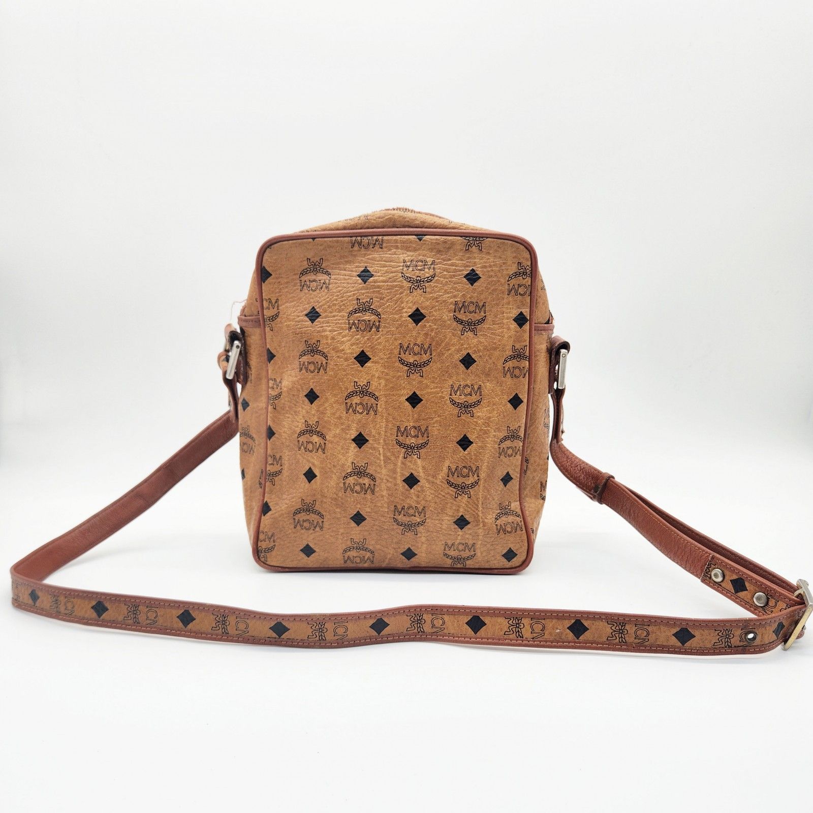 MCM クロスボディ ヴィセトス ✨美品✨MCM エムシーエム クロスボディバッグ ショルダー