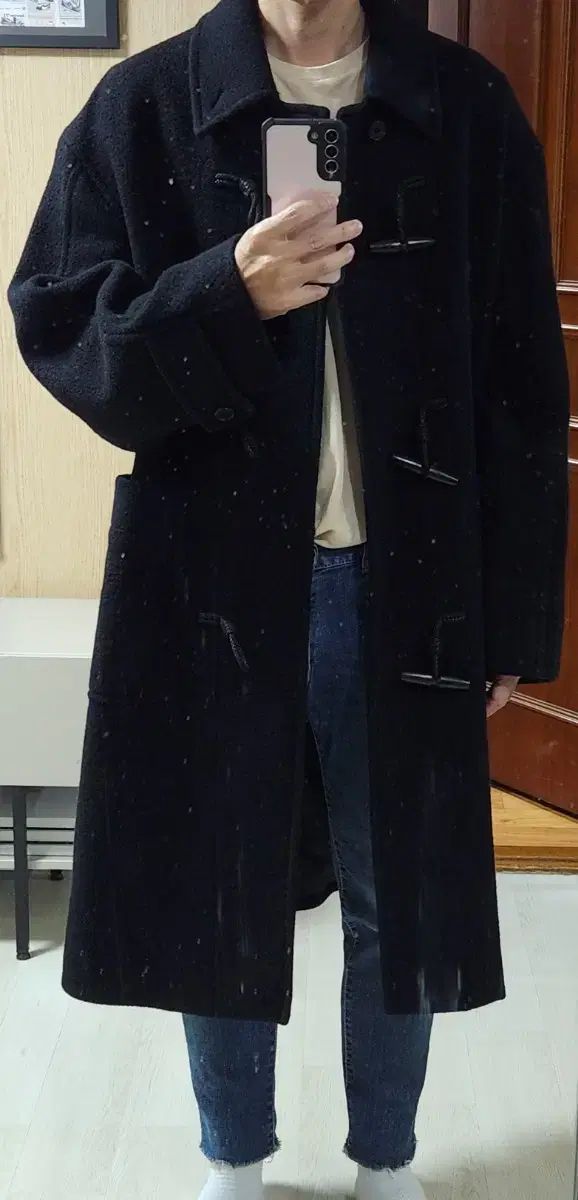 着用画像 INSILENCE インサイレンス ソフト コージー ダッフル コート ブラック KANDAIZUMI_COM