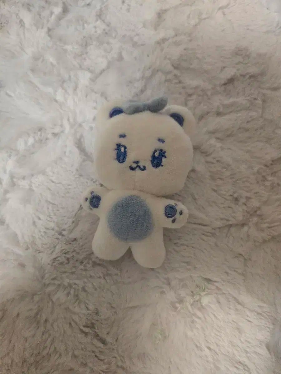 nmixx ファンミ　ヘウォン　ぬいぐるみ Amazon.co.jp: へウォン ぬいぐるみ 10cm NMIXX マスター 人形