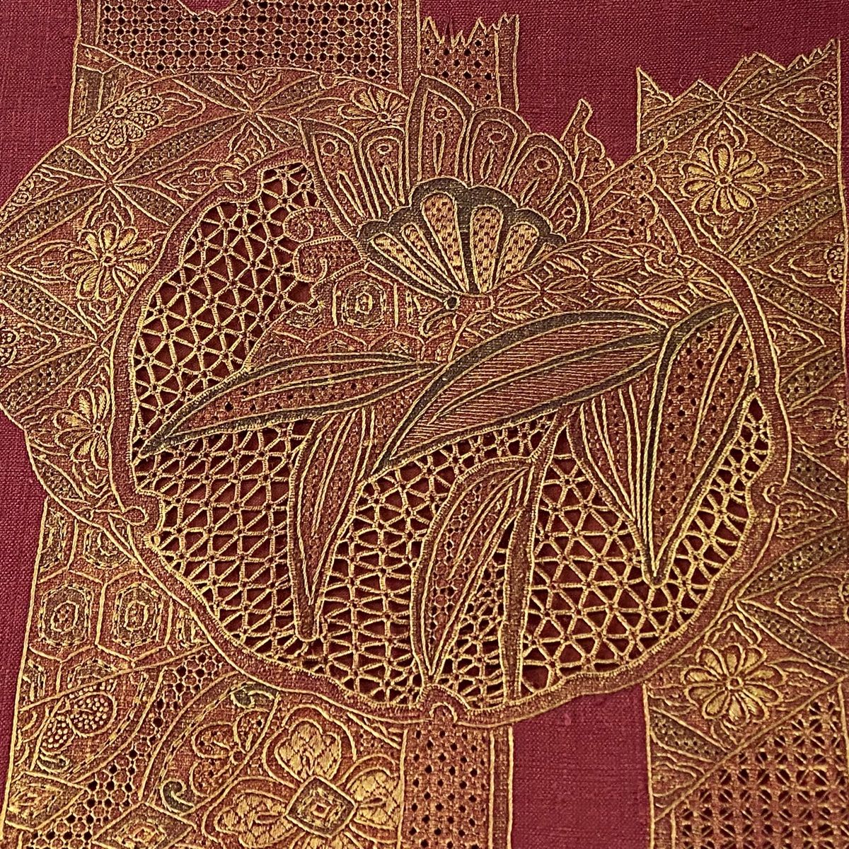 蝶 刺繍