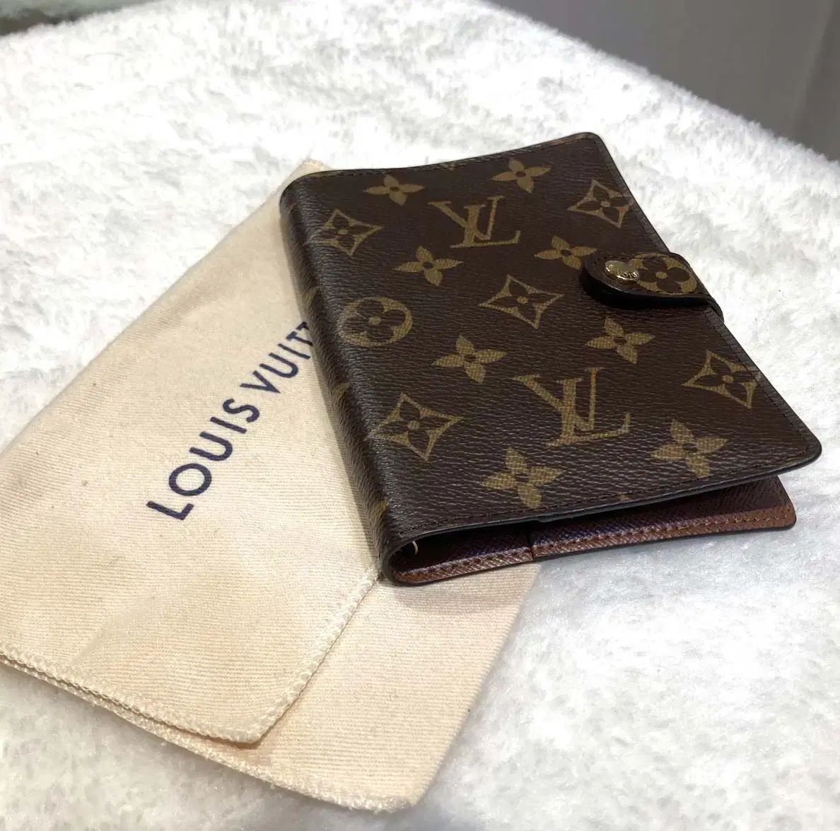 Vuitton ルイヴィトン