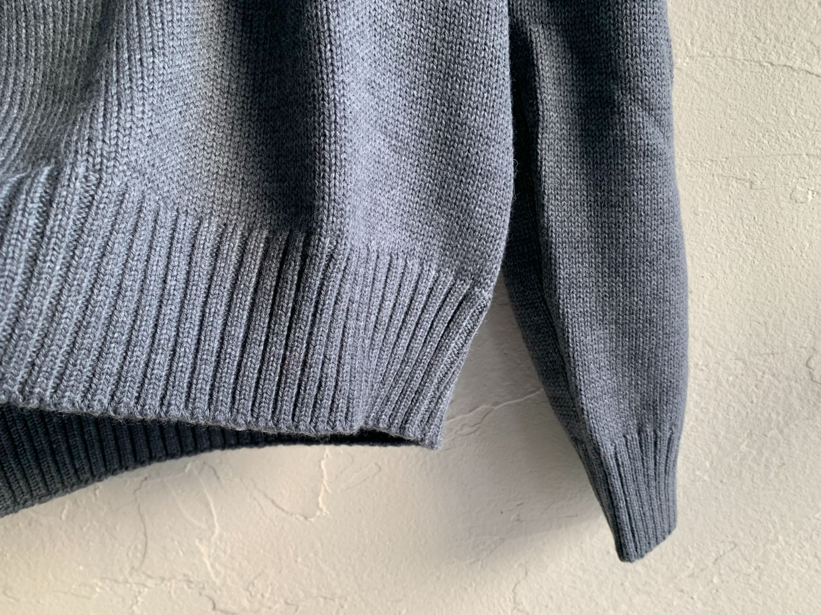 新品 最大値下げ LARDINI ラルディーニ ウール100% ネックニット 