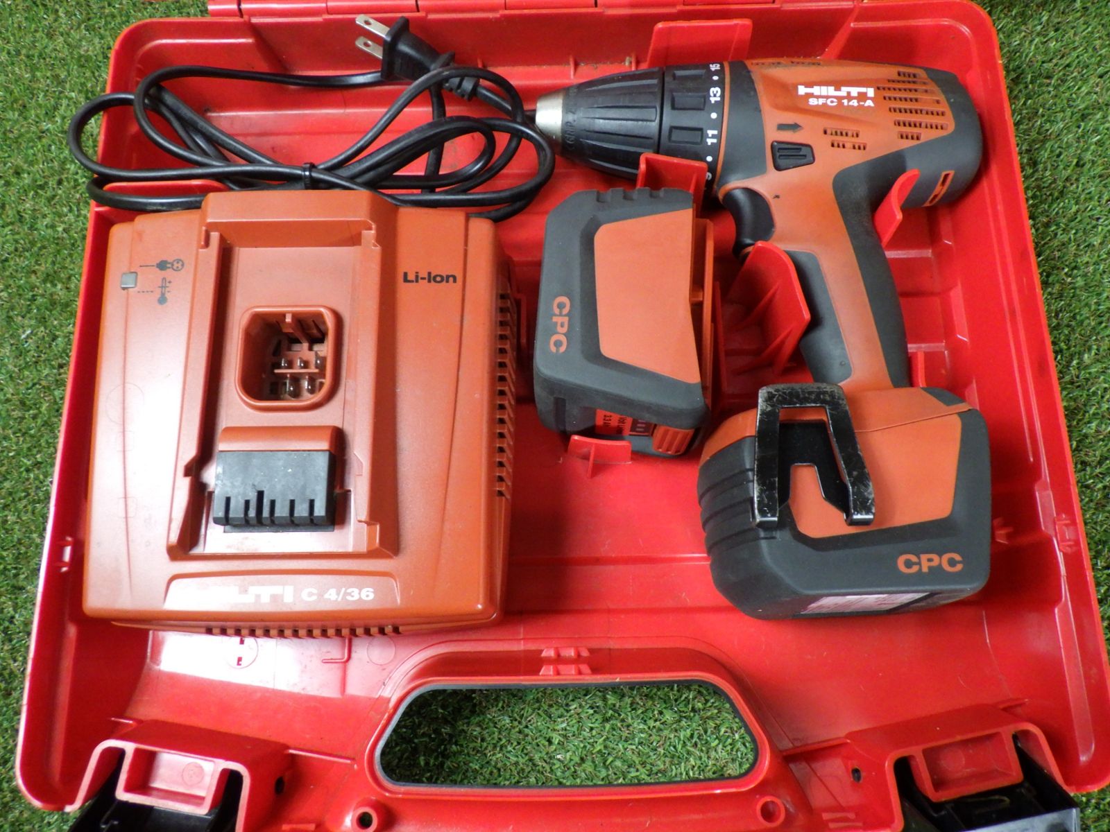 HILTI ヒルティ SFC14-A 充電 コンパクト ドリルドライバー ケース付