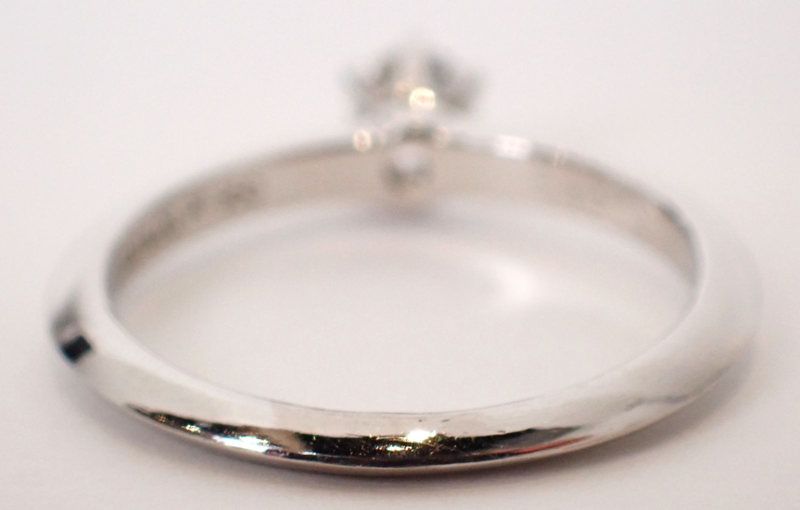 定価25万円ほど TIFFANY ティファニー ソリティア ダイヤリング ダイヤ