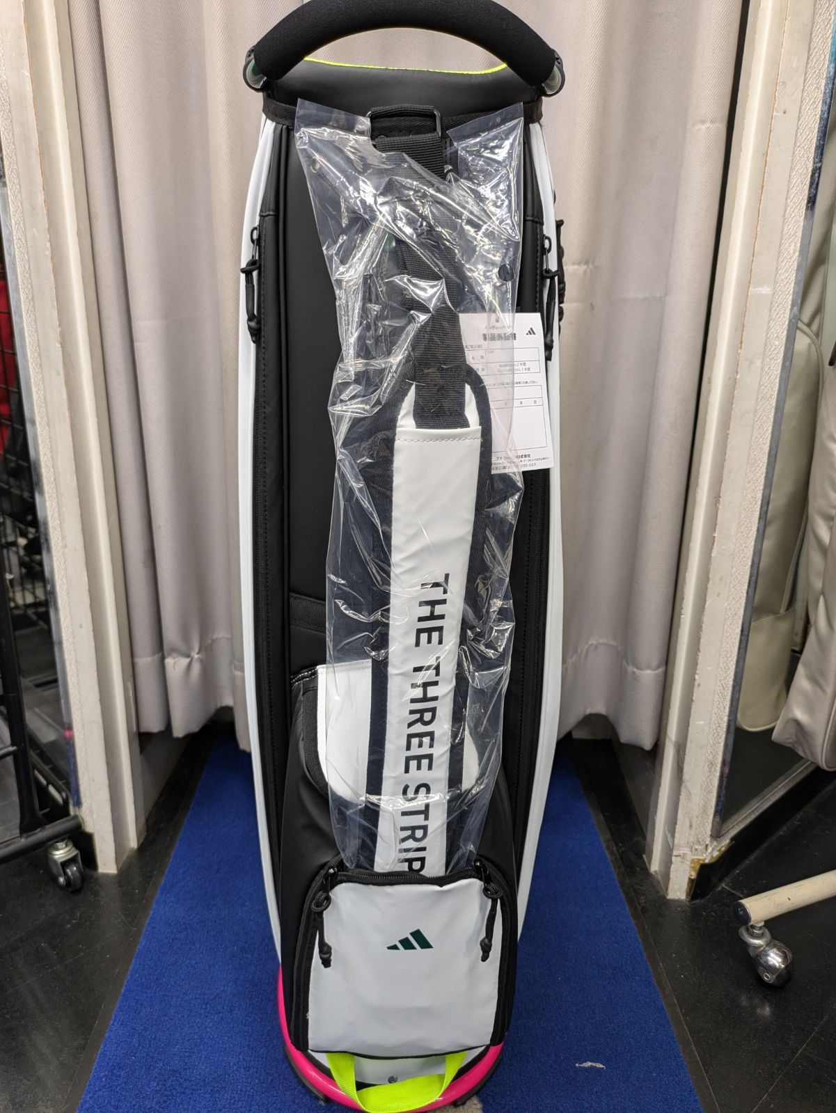 新品未使用品】アディダス軽量 コードカオス キャディバッグ(葛西店