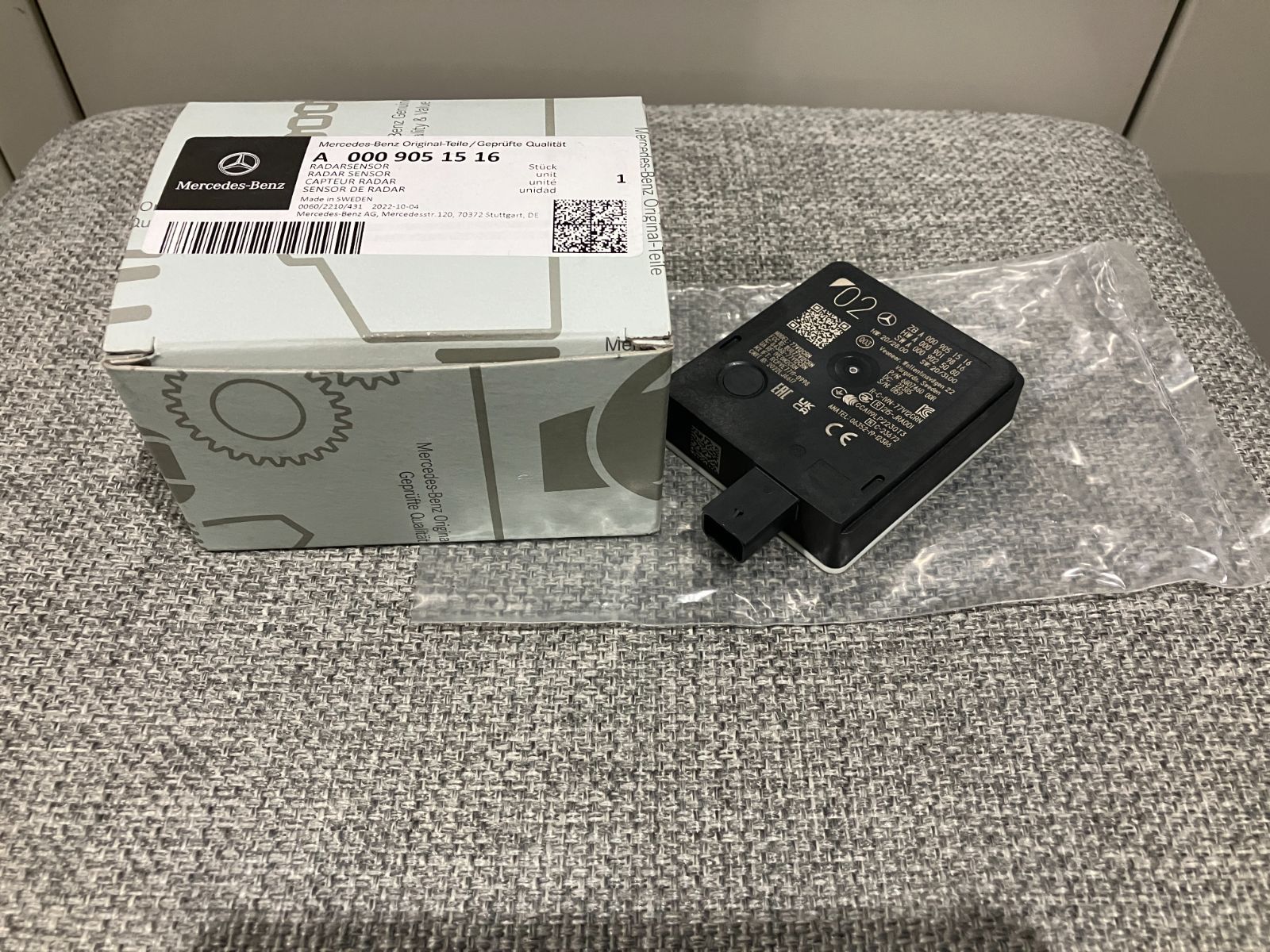 メルセデスベンツ　純正　レーダーセンサー　000-905-5701 高知インター店】 メルセデスベンツ 純正 メルカリ - 000-905