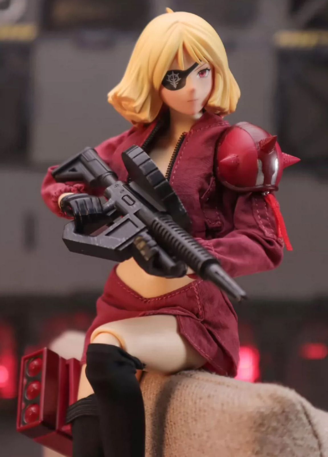 YIYA STUDIO　1/6 YIYA02 シャア 女性Ver. ザクガール Amazon | YIYA STUDIO 16 YIYA02 シャア 女性Ver. ザクガール 美