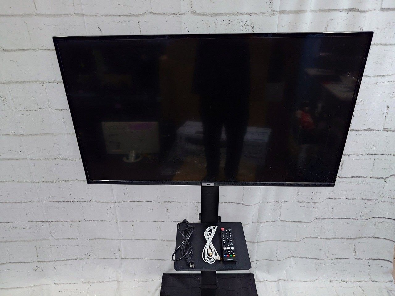 状態良好 TCL ティーシーエル 40B400 40V型 フルハイビジョン 液晶テレビ - Perlegear ペレルギア テレビスタンド セット