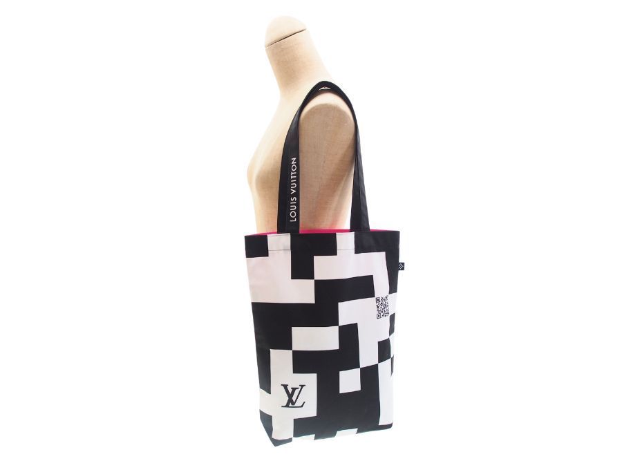 LOUIS VUITTONルイヴィトンSEE LV 展　トートバッグ Used 展示品】 ルイヴィトン LOUIS VUITTON ノベルティ トート