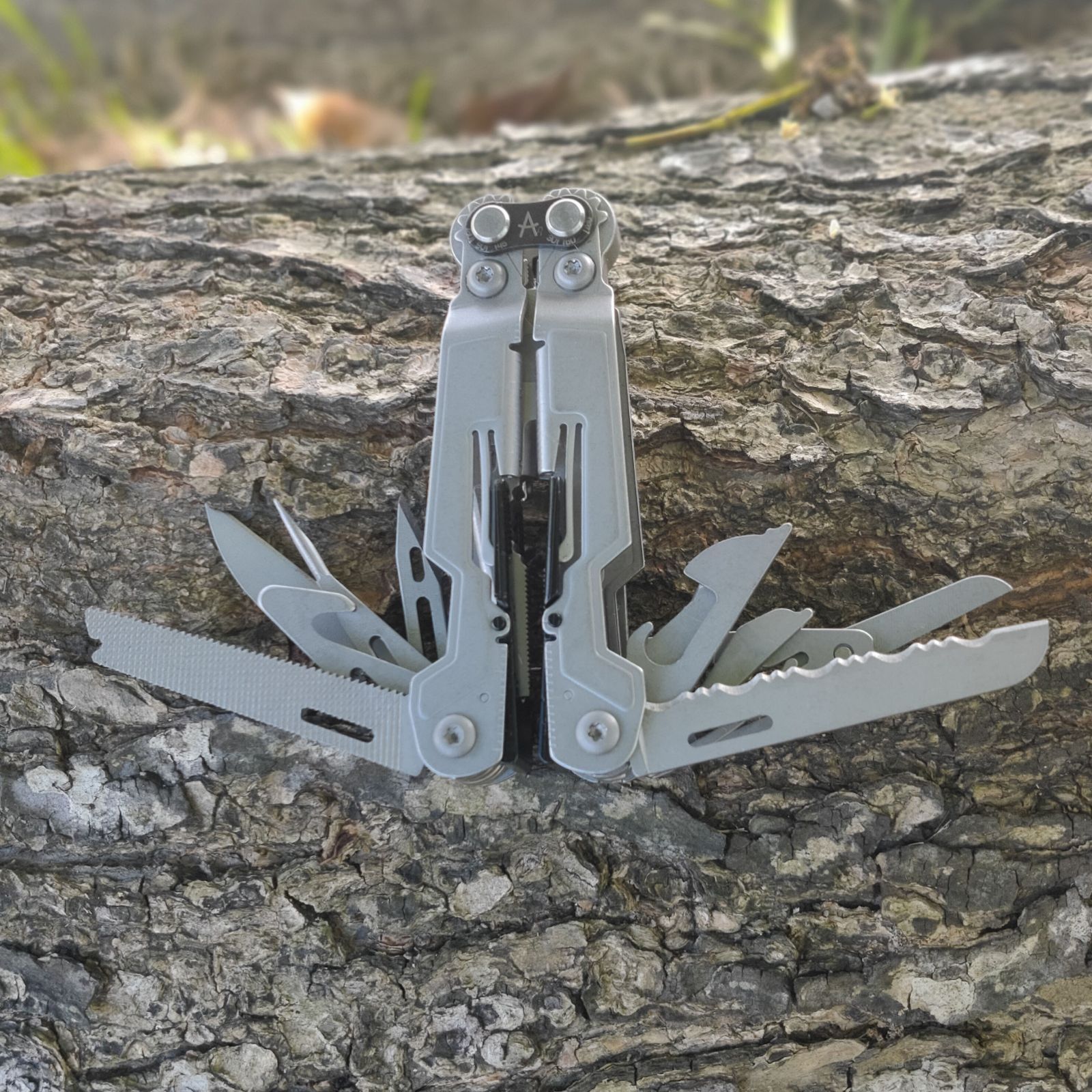 SOG（ソグ）マルチツール 18機能 POWERPINTパワーパイント