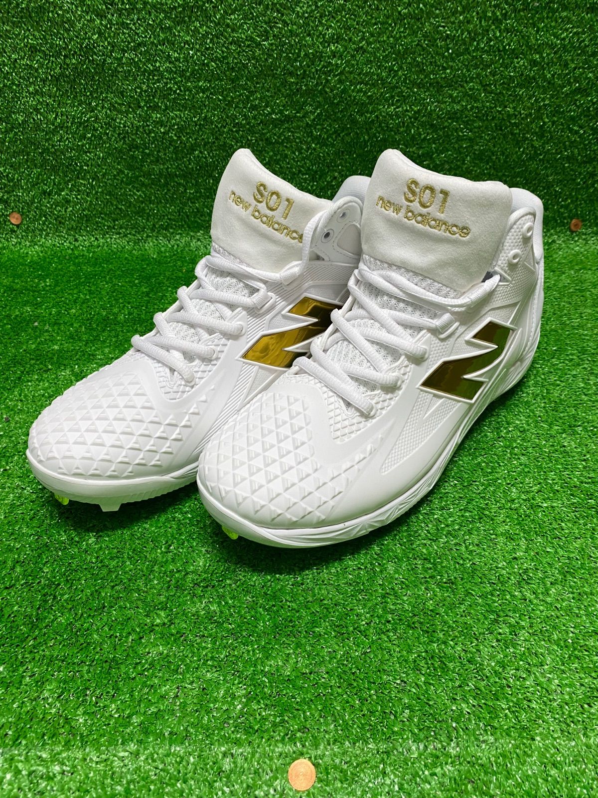 数量限定✨送料無料‼️?New Balance? 野球用スパイク（金具）※高校 