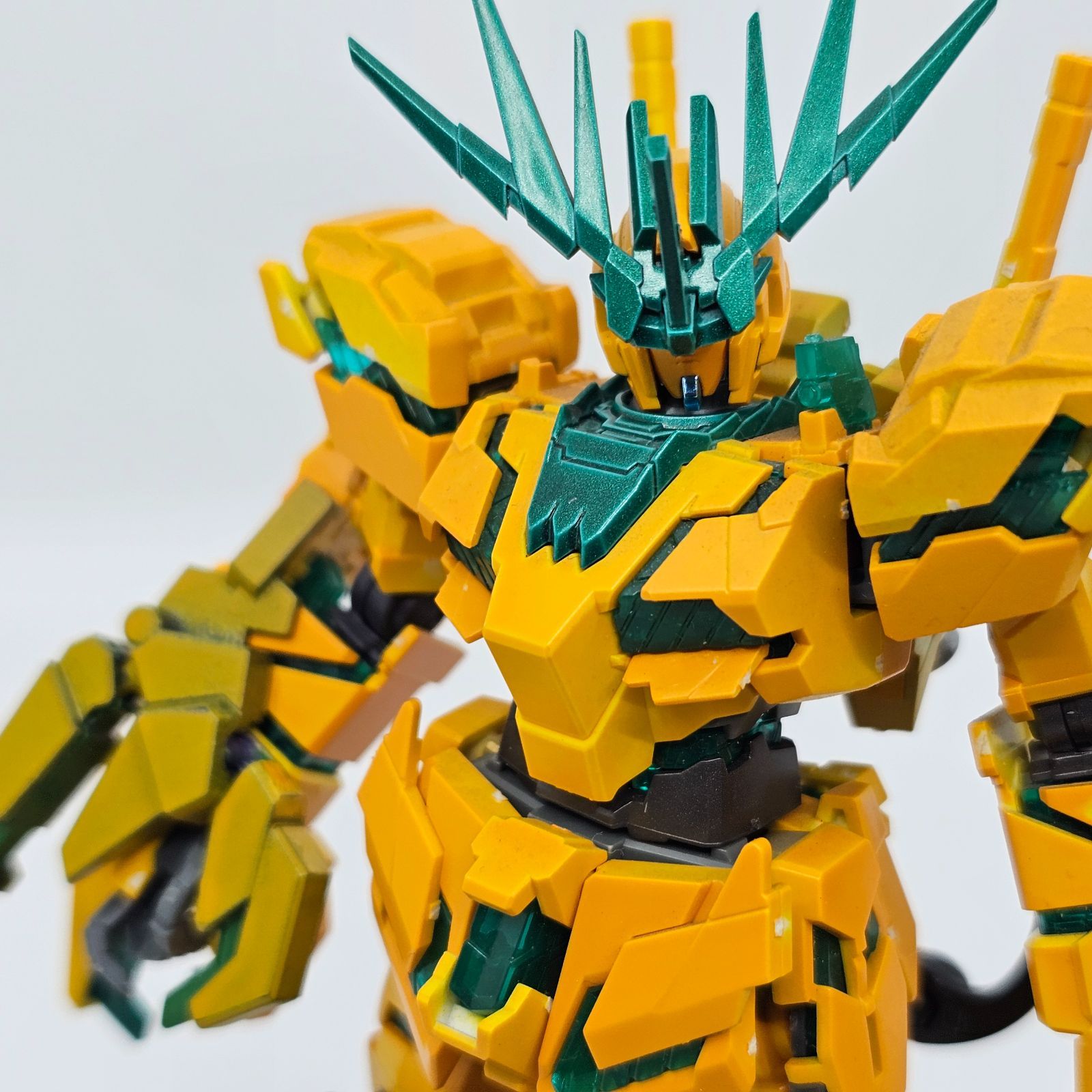 ガンプラhgバンシィ塗装品ジャンク