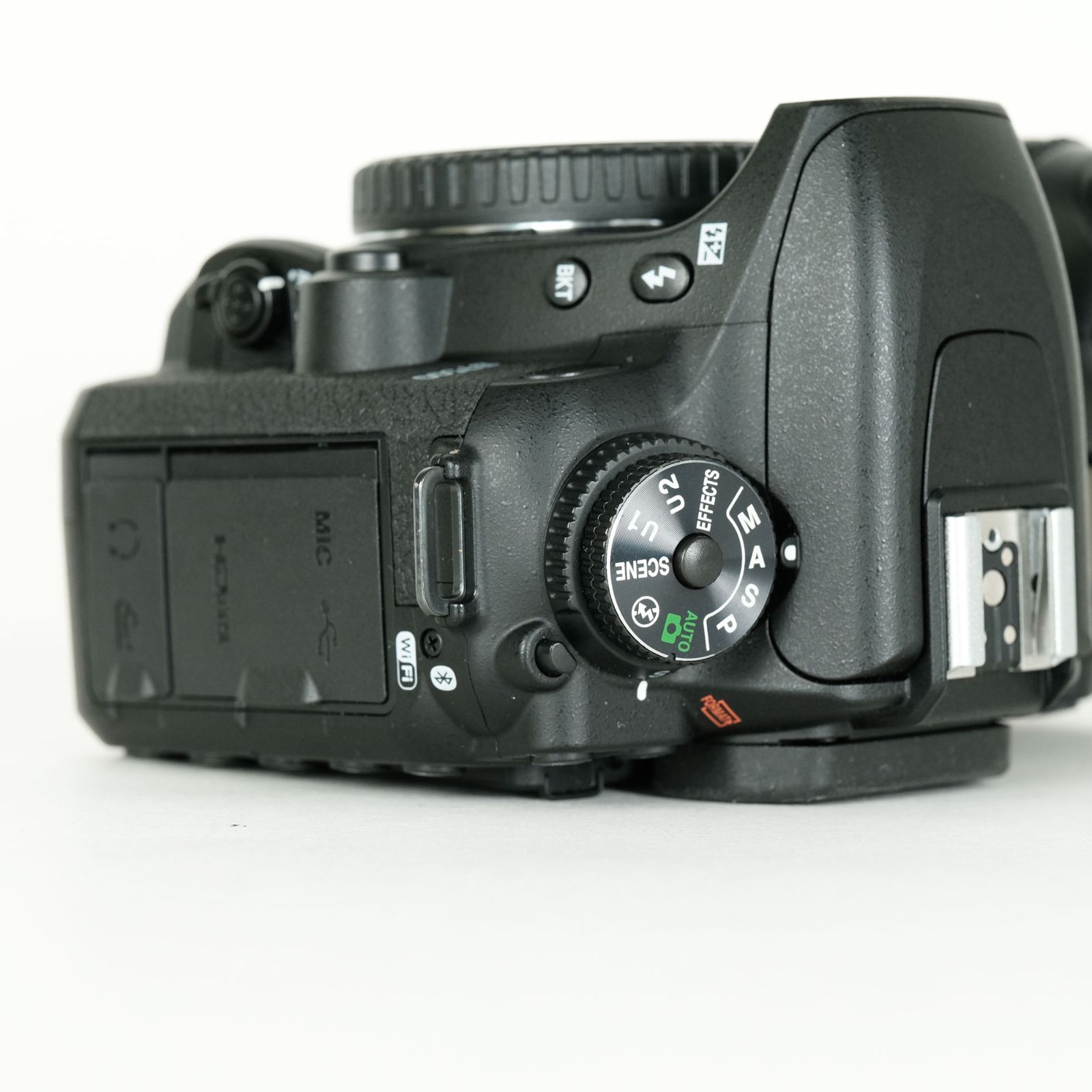 美品｜シャッター数6,522回] Nikon D7500 [ボディ] / ニコンF