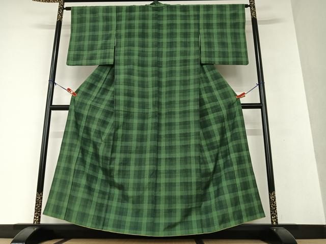 平和屋着物●上質な紬　格子　正絹　逸品　AAAV7425zg 平和屋着物○上質な紬 格子 正絹 逸品 AAAV7425zg - メルカリ