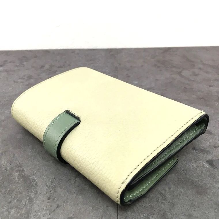 コンパクトウォレット