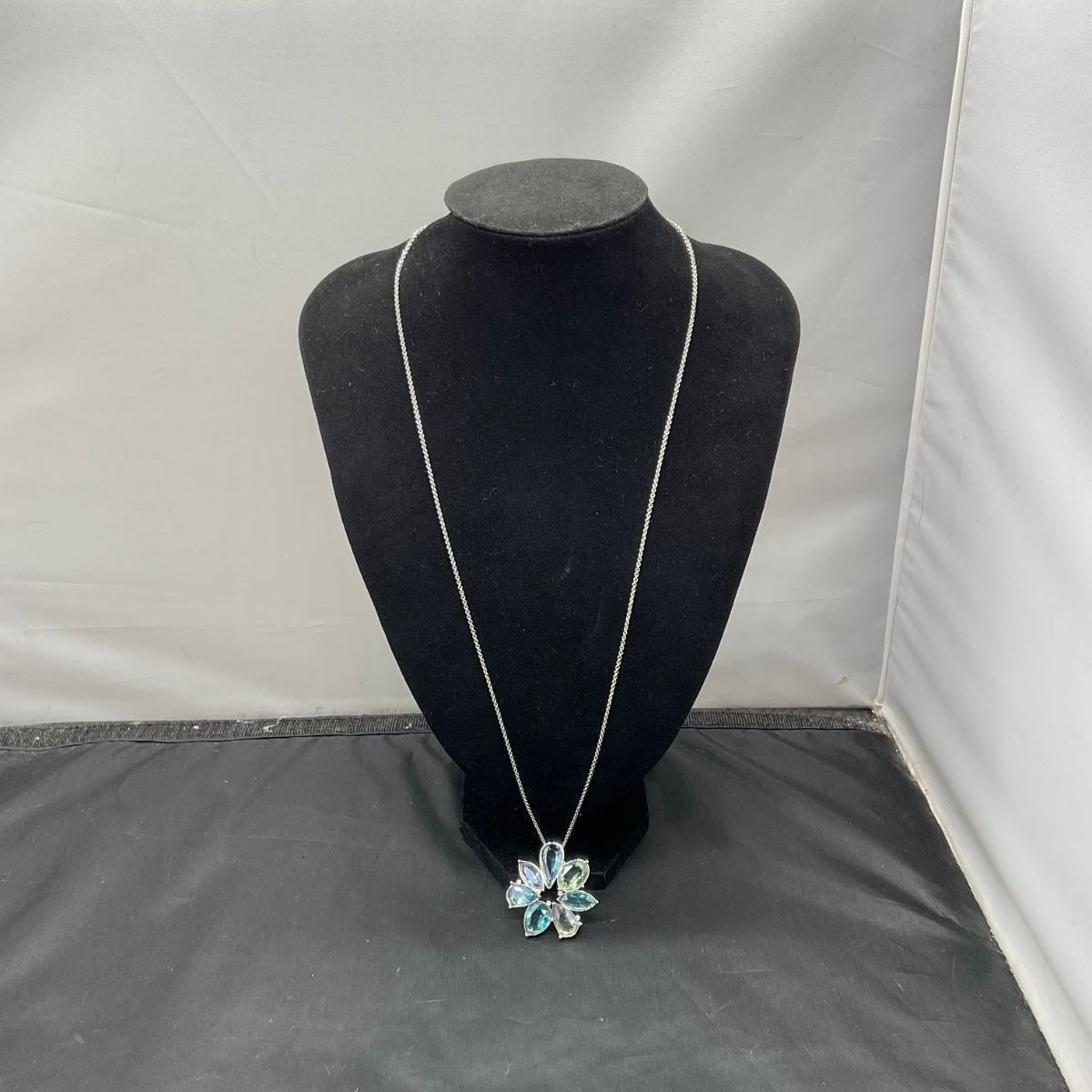 スワロフスキー ネックレス SWAROVSKI 並行輸入品 スワロフスキー ネックレス 全3種 ギフト