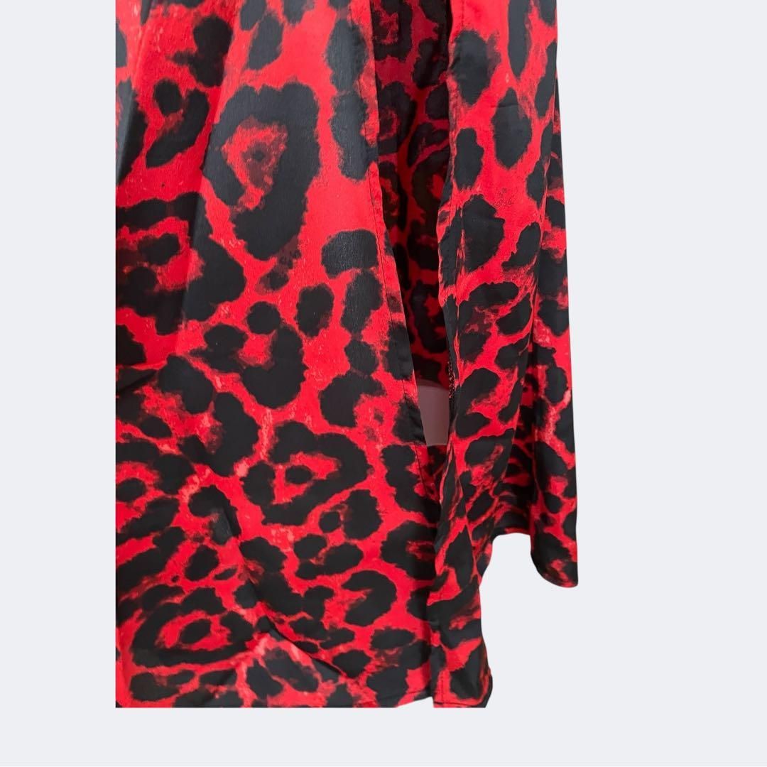 レッドのサテンアニマル レオパード柄ロングワンピース