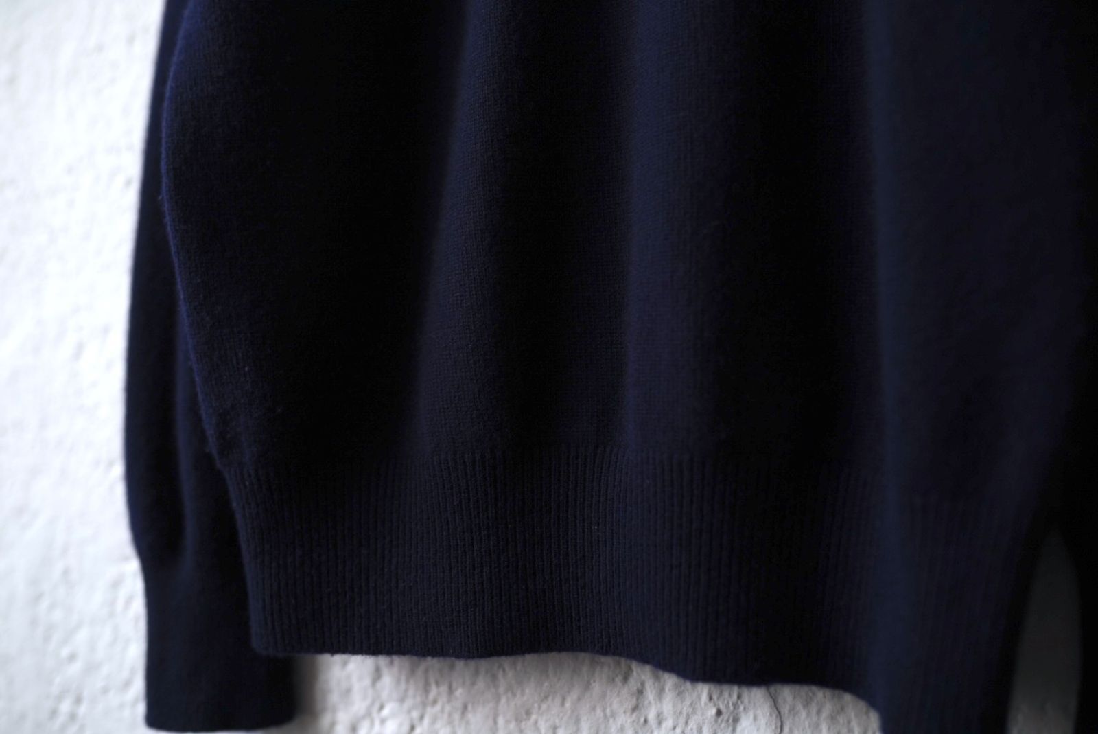 22AW V/N SWEATER カシミヤ度詰Vネックニットセーター / MAATEE&SONS 