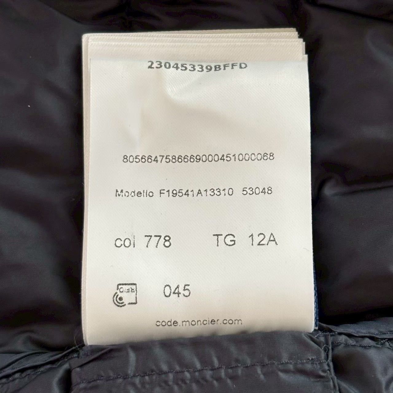 MONCLER モンクレール