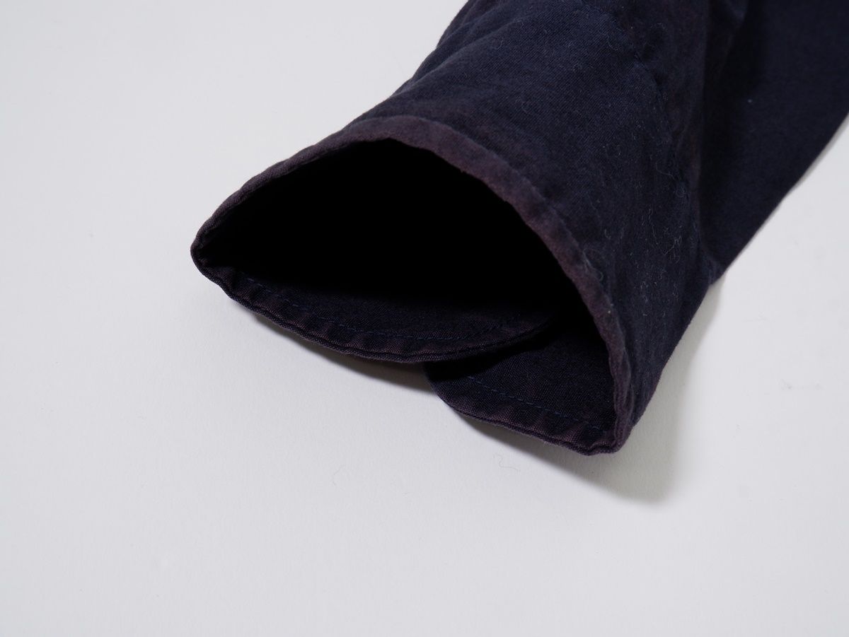 荒木義隆氏作 黒色陶器鉢(ワインクーラー)青点付き 和食器 ﾄﾙｺﾌﾞﾙｰ玉縁