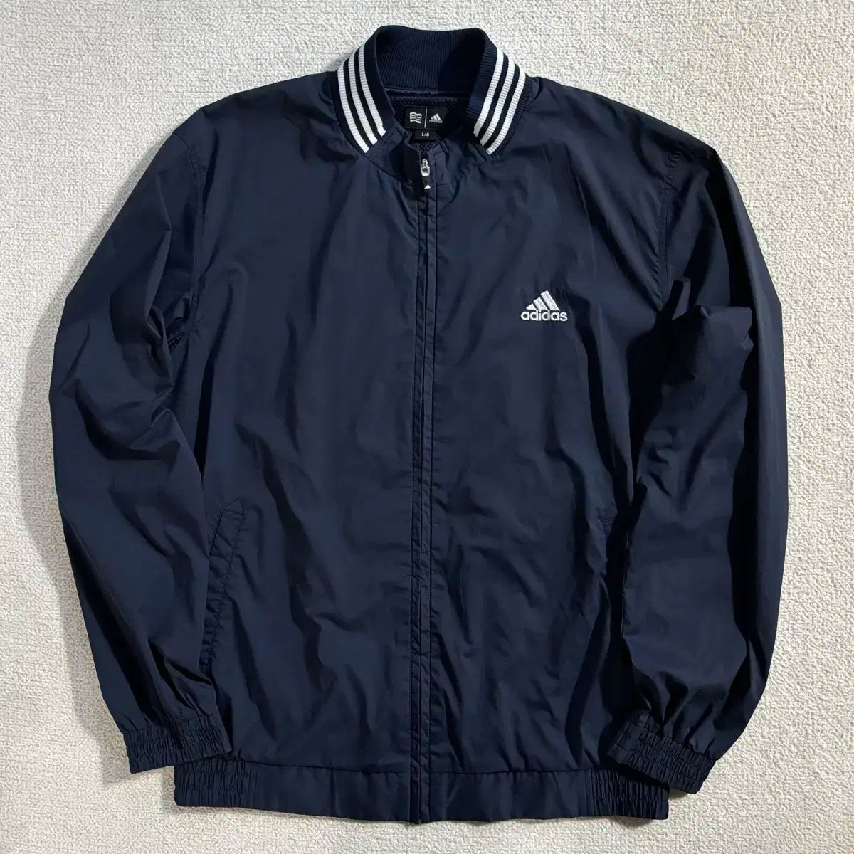 アディダス 日本 ヴィンテージ オールドスクール ネイビー ウィンドブレーカー