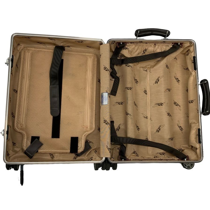 リモワ スーツケース クラシック フライト 35L シルバー ユニセックス