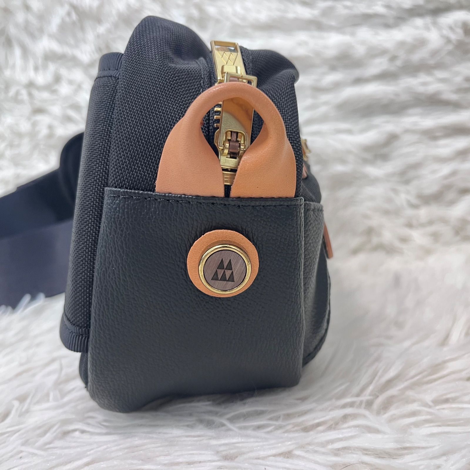 新品未使用 FIVE WOODS レザー ボディバッグ PLATEAU ブラック