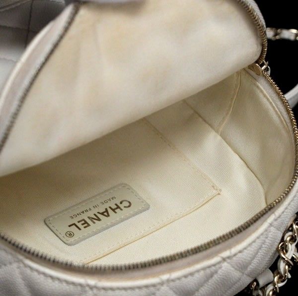 CHANEL 白　バックパック　美品　マトラッセ リュック　キャビアスキン 楽天市場】シャネル CHANEL マトラッセ リュックサック バック