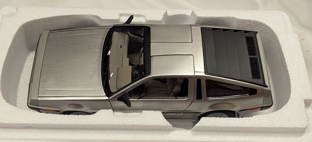 サテンシルバー