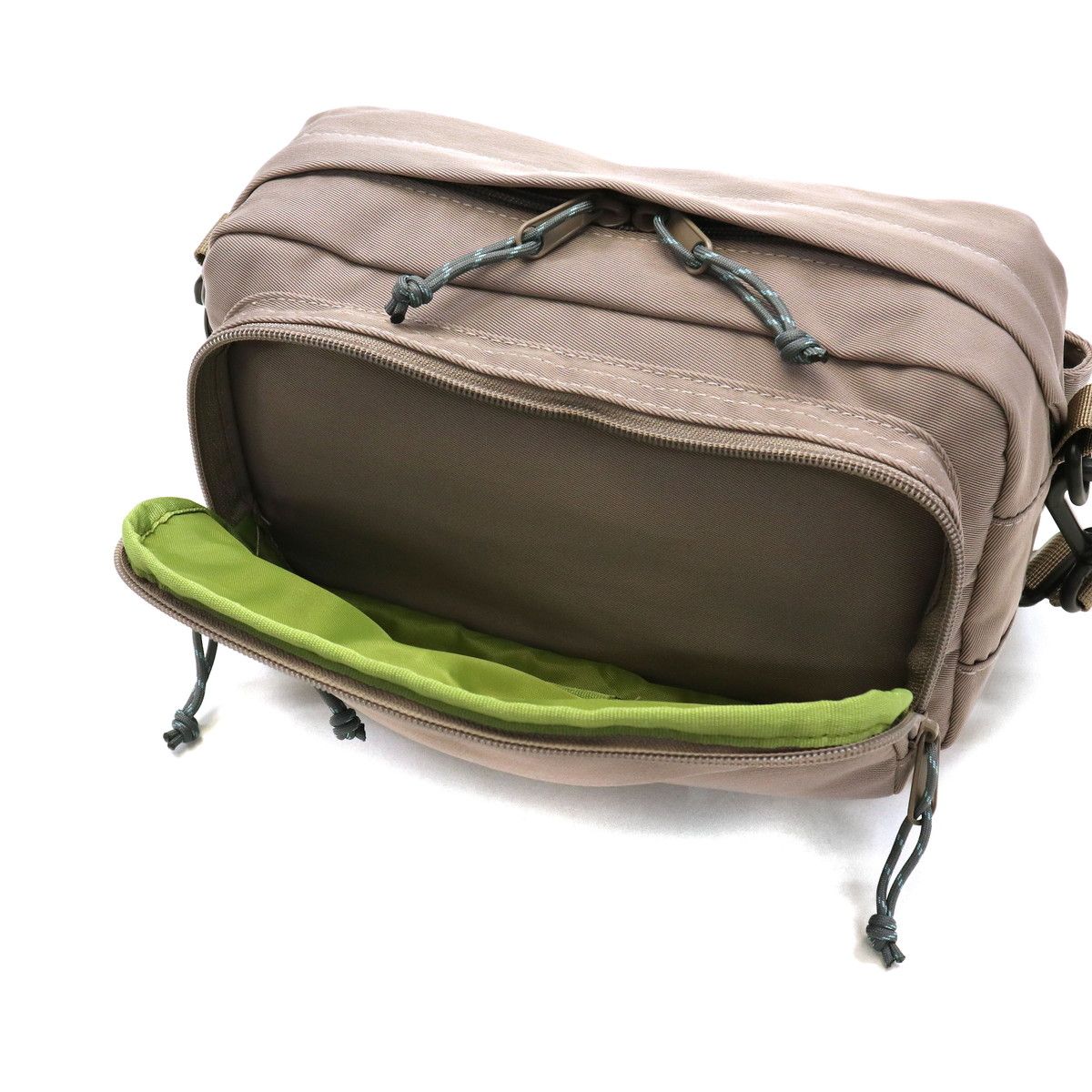 モズ ショルダーバッグ moz ZZOK Lagom 2WAY ミニショルダー 斜めがけ バッグ A5 4L 軽量 ナイロン 丈夫 アウトドア レディース ZZOK-01 Indigo