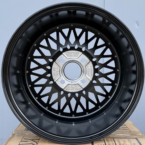 15インチ④ 数量限定 新品 15×8.25J +20 PCD 100 4穴 15インチホイール4本