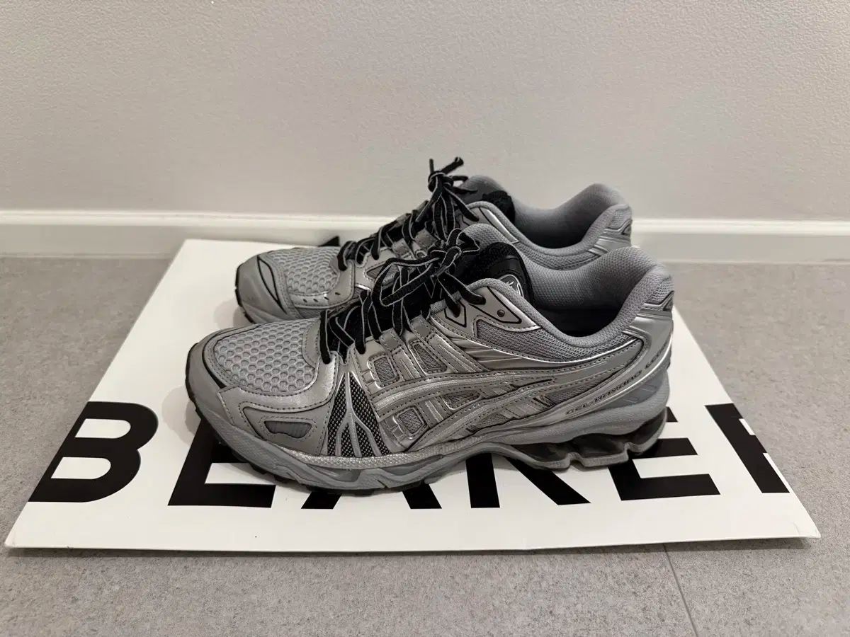 Asics(アシックス) ゲル ゲル カヤノ レガシー ピュアシルバー 270