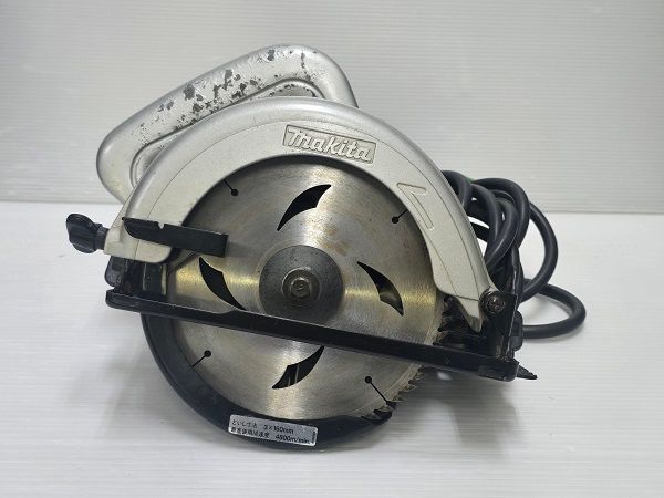 マキタ丸ノコ5607A 中古品】 マキタ makita 155～165mm 木工用 6型 マルノコ 5607A ○YR