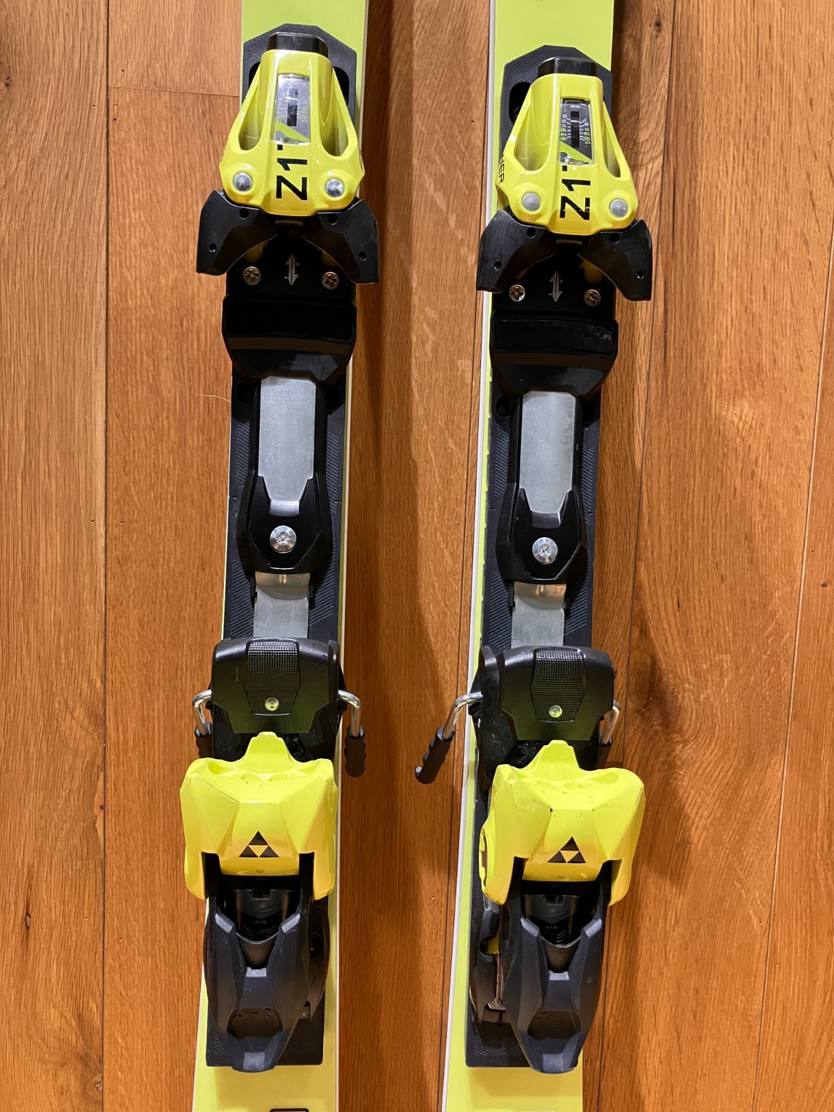 23 24シーズンモデル FISCHER フィッシャー RC 4 WC SL W MPL 155 cm