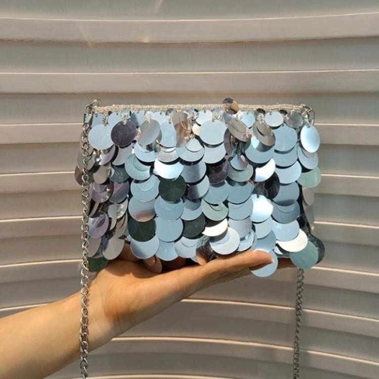 ゴージャス シルバー スパンコール メタル ショルダーバッグ レディース 鞄 ハンドバッグ きらきら 派手 目立つ 個性的 20代 銀 きれいめ 大人女子 チェーン パーティー お呼ばれ yz6783