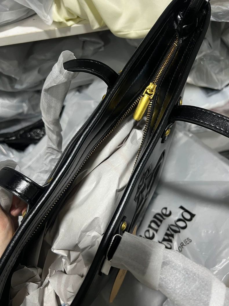 レザー レディース