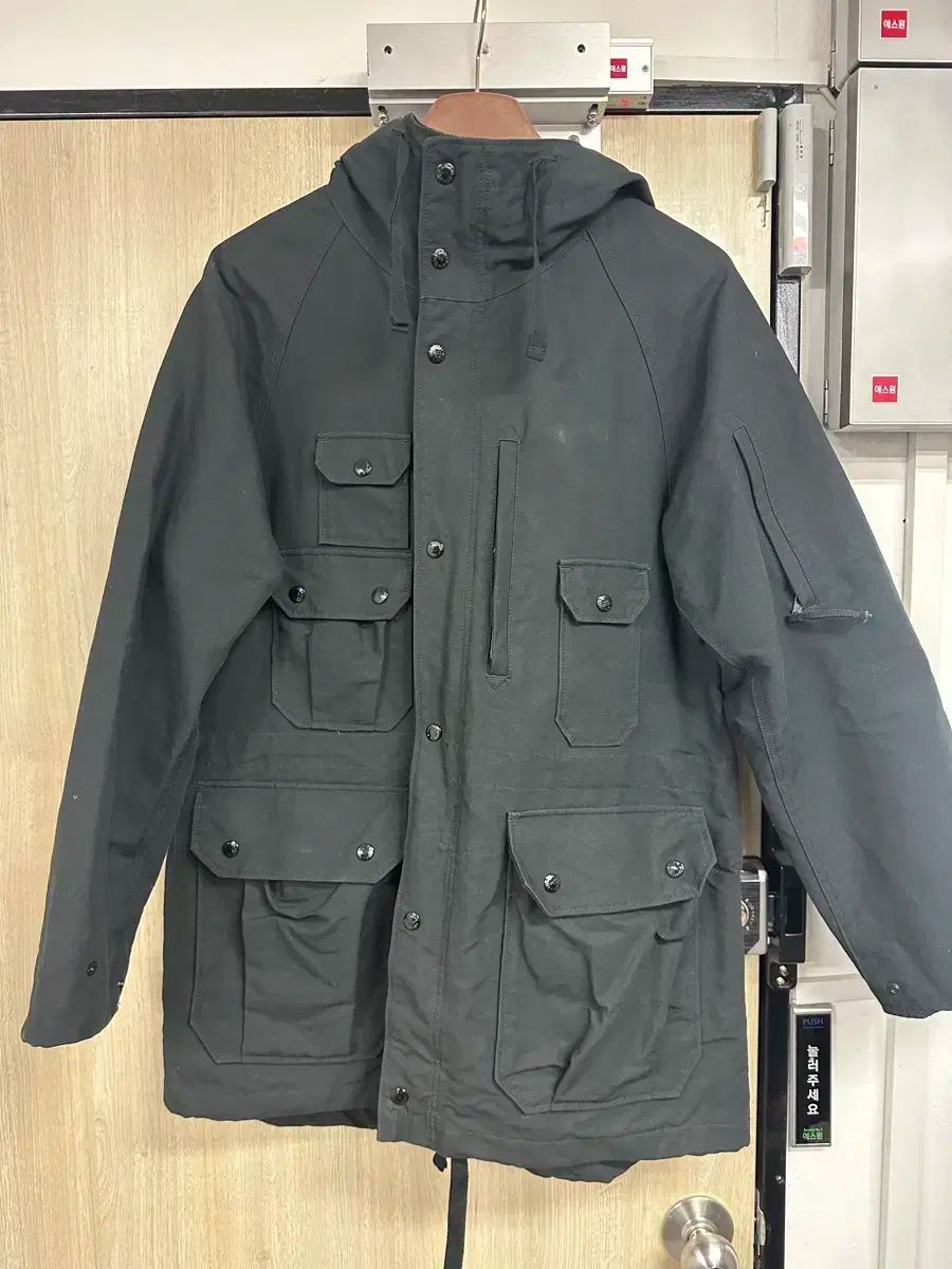 ENGINEERED GARMENTS(エンジニアードガーメンツ) ガーメント フィールドパーカー 黒 M