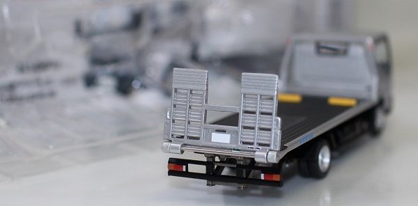 USED トミカリミテッドヴィンテージ ネオ 1/64 LV-N144b 日産アトラス