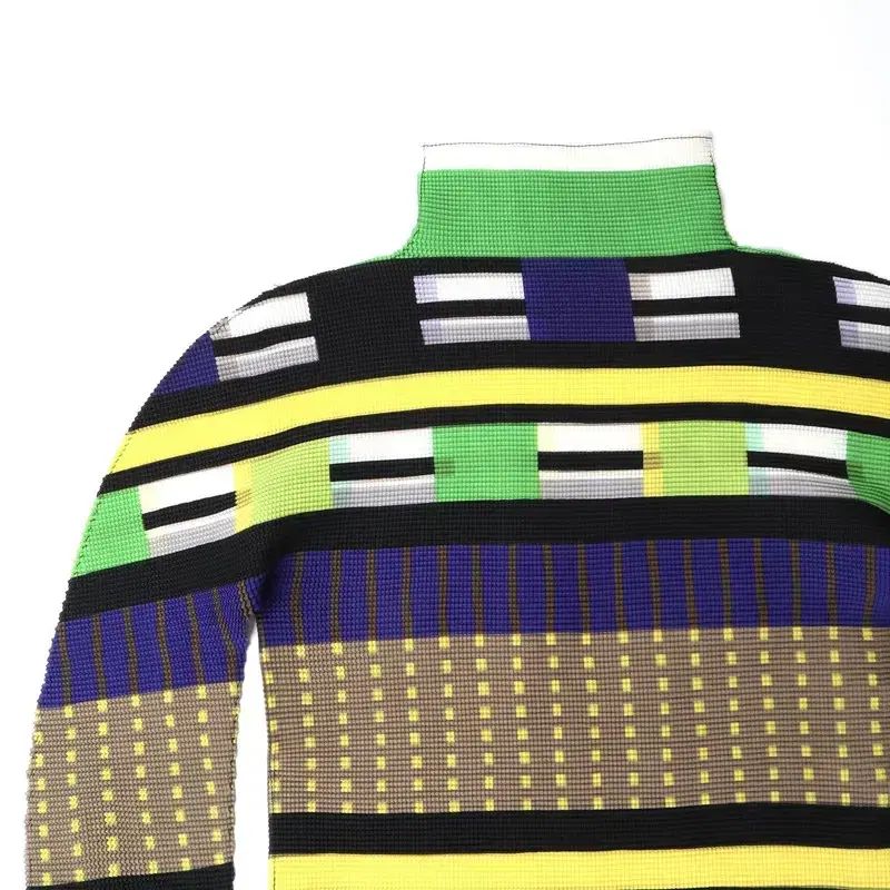 ISSEY MIYAKE 長袖トップス ISSEY MIYAKE(イッセイミヤケ) ビューティー カラー ブロック