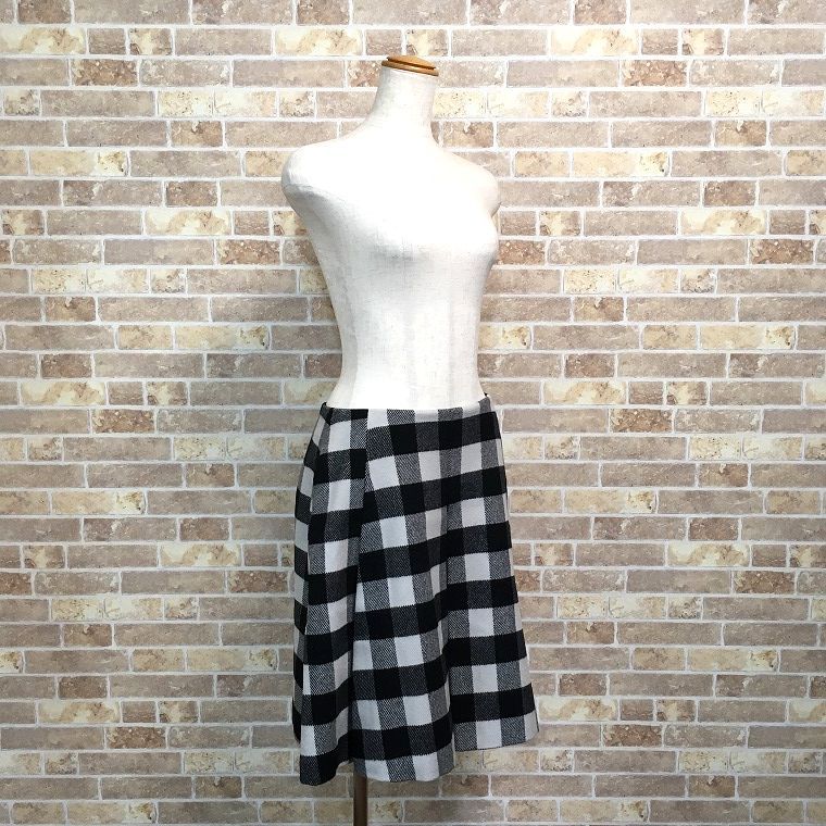 送料込み FOXEY スカート ブラック×ホワイト 40 日本製 477