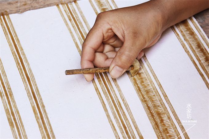 草木染・手作り】白鶴舞う藍染ろうけつ布｜天然素材×伝統美｜ろうけつ