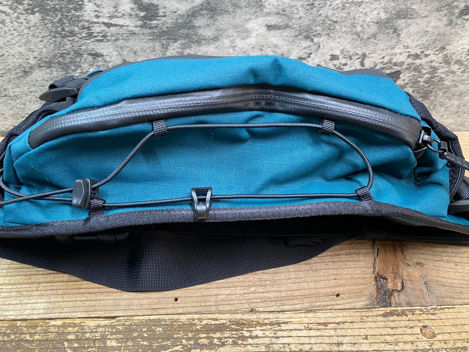 ラファ Rapha TRAIL HIP PACK ウエストポーチ ターコイズ Rapha Trail Hip Pack | REI Co-op
